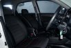 JUAL Daihatsu Terios R Adventure AT 2017 Putih 6