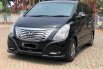 Hyundai H-1 Elegance Bensin at 2017 Hitam 2