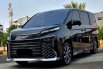 NEW Toyota Voxy 2.0 CVT TSS Facelift At 2022 Hitam Black on Black 3