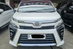 Toyota Voxy 2.0 AT ( Matic ) 2018 Putih Km 79rban Plat Bekasi 1