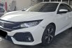 Honda Civic Hatchback E A/T ( Matic ) 2019 Putih Km 45rban Mulus Siap Pakai Good Condition 9