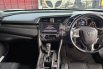 Honda Civic Hatchback E A/T ( Matic ) 2019 Putih Km 45rban Mulus Siap Pakai Good Condition 14