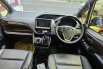Toyota Voxy 2.0 A/T Tahun 2018 Kondisi Mulus Terawat Seperti Baru 3