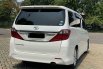 Toyota Alphard SC 3