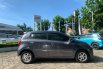 Daihatsu Ayla 1.0L X MT DLX 2018 Abu-abu 5