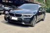BMW 5 Series 530i M Sport 2020 Hitam 2