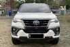 Toyota Fortuner 2.4 TRD AT 1