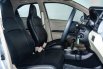 JUAL Honda Brio E Satya CVT 2018 Silver 6