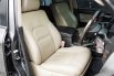 Toyota Land Cruiser VX Grade 2008 Abu-abu 15