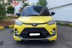 Toyota Raize 1.0T GR Sport CVT (Two Tone) 2022 kuning matic km 13 ribuan cash kredit proses bisa 1