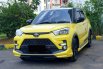 Toyota Raize 1.0T GR Sport CVT (Two Tone) 2022 kuning matic km 13 ribuan cash kredit proses bisa 3