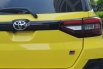 Toyota Raize 1.0T GR Sport CVT (Two Tone) 2022 kuning matic km 13 ribuan cash kredit proses bisa 9