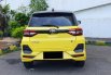 Toyota Raize 1.0T GR Sport CVT (Two Tone) 2022 kuning matic km 13 ribuan cash kredit proses bisa 10
