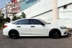 Honda Civic RS 2022 Sedan turbo km10rb putih tangan pertama cash kredit proses bisa dibantu 7