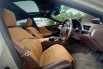 KM 22rb! Lexus ES 300h Ultra Luxury AT 2019 Putih 15