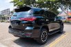 Toyota Fortuner New 4x2 2.4 GR Sport AT Matic 2021 Hitam 17