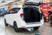 Toyota Kijang Innova V M/T Diesel 2017 Putih 6