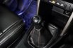 Toyota Kijang Innova V M/T Diesel 2017 Putih 18