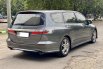 Honda Odyssey 2.4 2012 Abu-abu 4