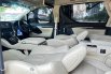Jual Mobil Toyota Alphard G 2023 Hitam siap pakai… 9
