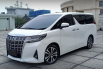 Toyota Alphard 2.5 G Facelift (ATPM) 1