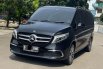 Promo jual mobil Mercedes-Benz V-Class V 260 2019 Hitam 2