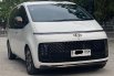 Promo jual mobil Hyundai Staria Signature 9 2022 Putih 1