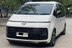 Promo jual mobil Hyundai Staria Signature 9 2022 Putih 2