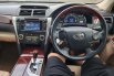 Jual mobil Toyota Camry 2014 9