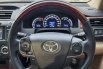Jual mobil Toyota Camry 2014 10