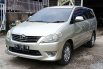Toyota Kijang Innova E 2012 kondisi manohara 10