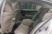 Lexus GS 300Thirdgen (S190) Sun Roof Rawatan Lexus Resmi Body Mulus Interior Orsinil NoPR Siap Pakai 5