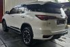 Toyota Fortuner 2.4 GR A/T ( Matic Diesel ) 2021 Putih Km Cuma 27rban Mulus Siap Pakai 4