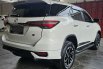 Toyota Fortuner 2.4 GR A/T ( Matic Diesel ) 2021 Putih Km Cuma 27rban Mulus Siap Pakai 6