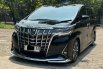 Jual mobil Toyota Alphard G ATPM AT 2023 Hitam murah 2