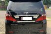 Toyota Alphard X 4