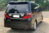 Toyota Alphard X 5