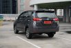 Toyota Kijang Innova V Luxury 2021 Abu-abu 2
