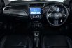 Honda BR-V E Prestige 2016 Putih  - Beli Mobil Bekas Murah 4