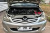 Toyota Kijang Innova G 2009 orisinil komplit 7