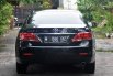 Toyota Camry 2.5 V 2010 Hitam 4