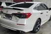 Honda Civic RS A/T ( Matic ) 2023 Putih Km 2rban Mulus Siap Pakai Good Condition 4