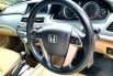 Honda Accord VTi-L 2009 Hitam 3