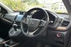 Honda CR-V 1.5L Turbo Prestige 2017 silver km51rban sunroof cash kredit proses bisa dibantu 11