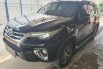 Toyota Fortuner 2.4 VRZ AT 2016 Hitam 2