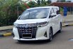Toyota Alphard 2.5 G A/T 2022 putih km 25rban sunroof cash kredit proses bisa dibantu 3
