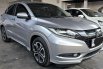 Honda HRV Prestige A/T ( Matic Sunroof ) 2017 Silver Mulus Siap Pakai 2