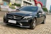 Mercedes-Benz C-Class C200 2018 Hitam 2