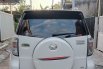 Daihatsu Terios R M/T Putih 2
