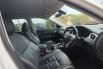 Nissan X-Trail 2.5 CVT 2017 Putih 16